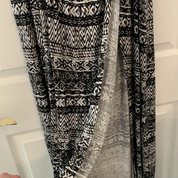 EUC Rue21 Maxi Skirt size XL - Picture 2 of 4